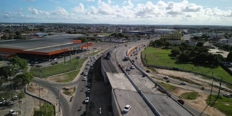 Viaduto do bairro de Água Fria entra na reta final de obras na BR-230