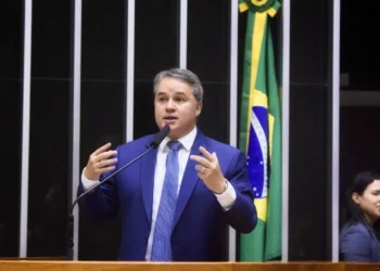 “É inabalável nosso compromisso com quem produz e gera emprego no país”, afirma senador Efraim em homenagem aos 56 anos da ABRAS