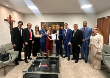 Governador João Azevêdo nomeia Alanna Galdino para TCE; veja portaria