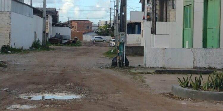 Homem é encontrado morto com mãos e pés amarrados na cidade de Cabedelo
