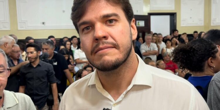 Prefeito de Campina vai anunciar série de medidas para  ampliar os serviços de Saúde