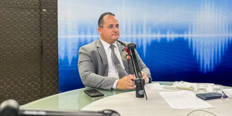 Vereador de Santa Rita se manifesta após ser detido por porte ilegal de arma de fogo