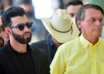 Bolsonaro ironiza possível candidatura de Gusttavo Lima à Presidência: “Não conheço. É um cantor”