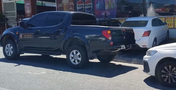 Sem licença sanitária e falta de higiene, supermercados são autuados em Campina