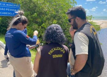Fiscalização em torno de maceió entre Bessa e Intermares constata lançamento de esgotos e imóveis