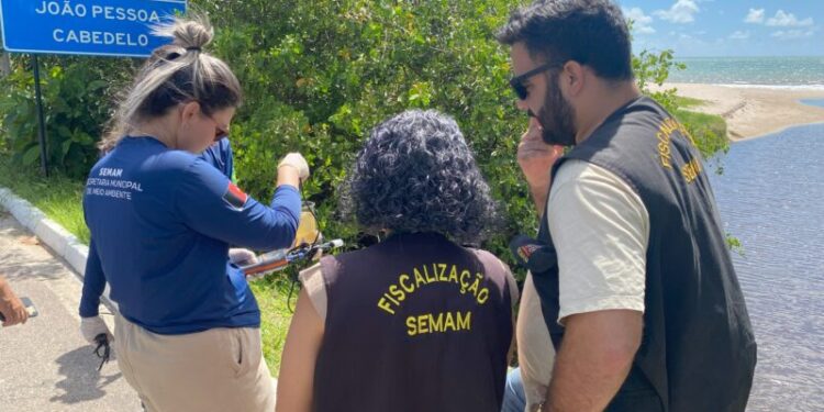 Fiscalização em torno de maceió entre Bessa e Intermares constata lançamento de esgotos e imóveis