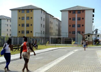 Governador e ministro das Cidades entregam mais dois residenciais do Minha Casa, Minha Vida