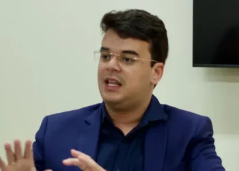 Paraíba Secretário de Saúde da Paraíba, é internado às pressas e passa por cirurgia de emergência