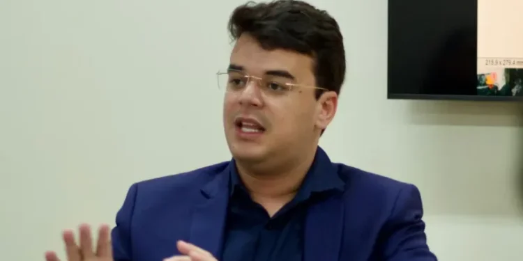 Paraíba Secretário de Saúde da Paraíba, é internado às pressas e passa por cirurgia de emergência
