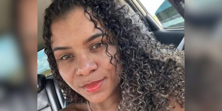 PC confirma feminicídio de personal trainer encontrada morta em carro no Bessa