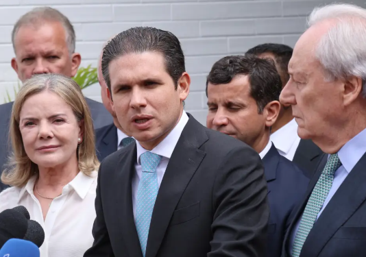 Presidente da Câmara compara problemas de segurança pública no Brasil a câncer grave