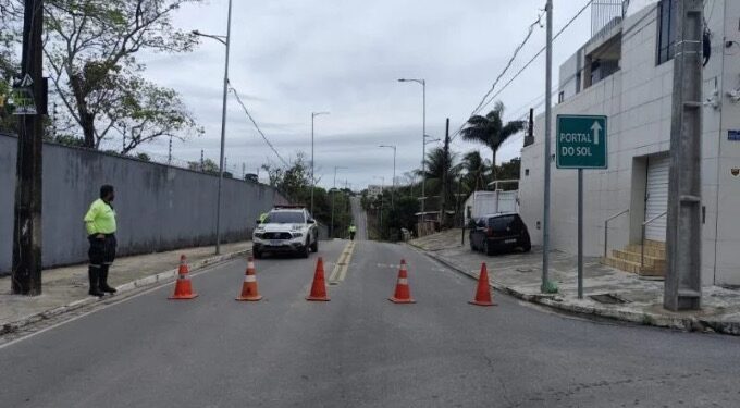 Após 3 meses interditada, via em JP que liga Bancários ao Portal do Sol é liberada