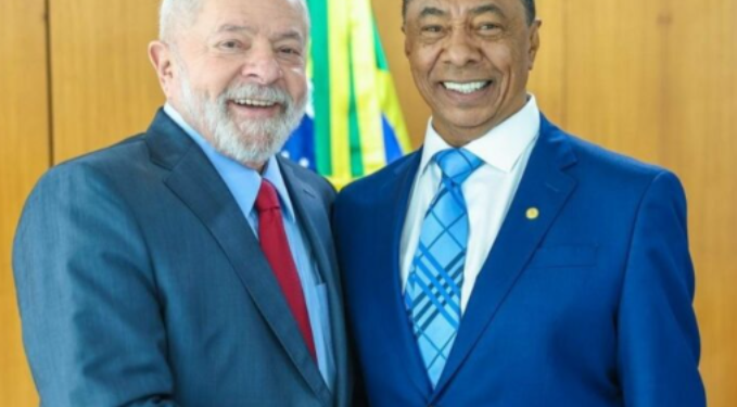 Deputado Damião Feliciano está entre os cotados para assumir liderança do União Brasil na Câmara