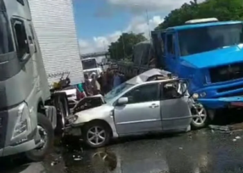 Cinco pessoas ficam feridas após acidente na BR-101 na capital