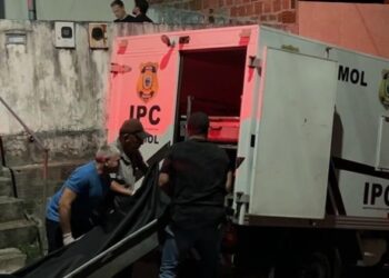 Homem é assassinado com mais de 10 tiros dentro de casa no bairro de Cruz das Armas, na capital