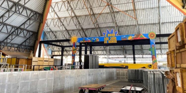 Montagem das estruturas do Maior São João do Mundo tem início no PP; confira o cronograma