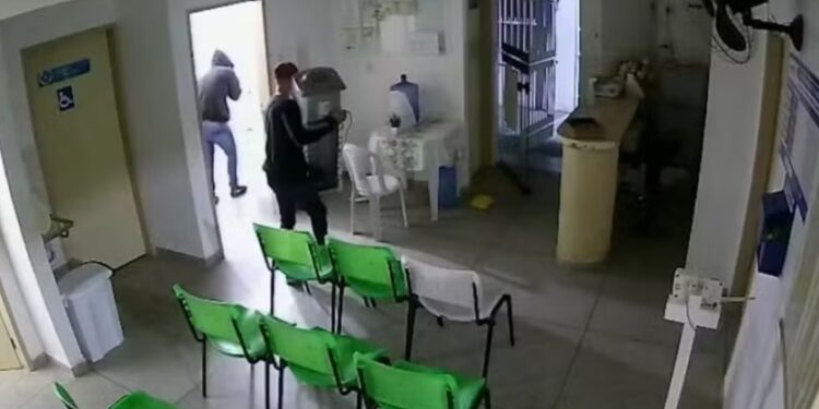 Trio invade UBS na cidade de  Cacimba Nova e furta equipamentos avaliados em R$ 40 mil