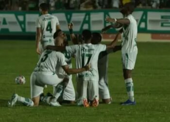 Dinossauro perde para o Santa Cruz-RN em jogo de estreia na Série D do Brasileirão