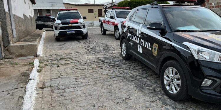 Polícia deflagra operação contra facções envolvidas em homicídios e tráfico em Santa Luzia