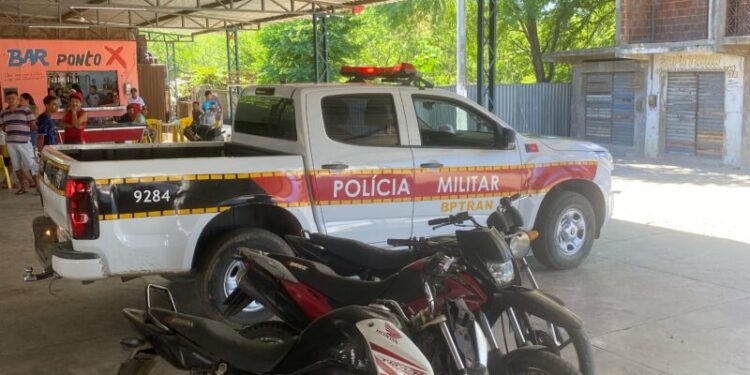 Operação da BPTran recupera 20 veículos roubados e apreende três armas de fogo na região de Queimadas