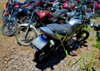 PRF apreende motocicleta EM Cajazeiras com registro de estelionato