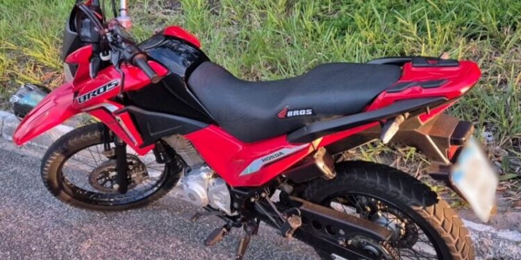 PRF na Paraíba retira arma de fogo, munições e moto adulterada de circulação