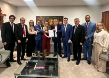 Vice-presidente da ALPB, Felipe Leitão rebate decisão que suspende nomeação de Alanna ao TCE