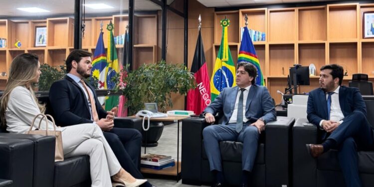 Bruno e Juliana celebram posse de ministro das comunicações radicado na Paraíba e destacam sua capacidade técnica e de articulação
