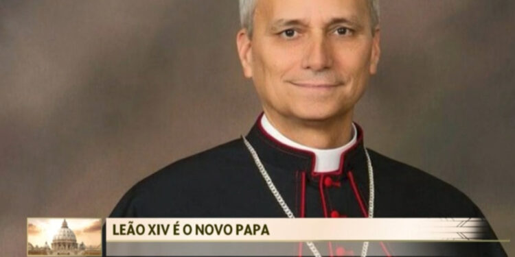 Cardeal Robert Prevost é o novo Papa, escolhe o nome Leão XIV
