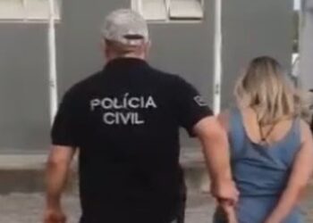 Mulher é presa em Campina após esfaquear jovem de 16 anos durante discussão por ciúmes