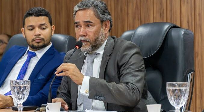 BOMBA  EM BAYEUX:  CÂMARA MUNICIPAL  INSTAURA CPI  QUE PODERÁ CANCELAR O CONCURSO PÚBLICO