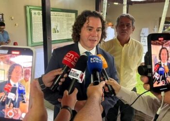 Veneziano articula R$ 7,8 milhões em patrocínios para o Maior São João do Mundo, em Campina Grande