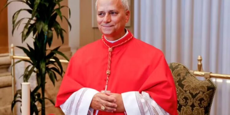 Norte-americano, novo Papa já criticou políticas de imigração do presidente Trump