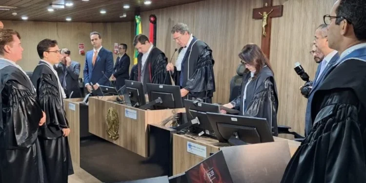 TRE-PB empossa Rodrigo Clemente como juiz membro titular da Corte