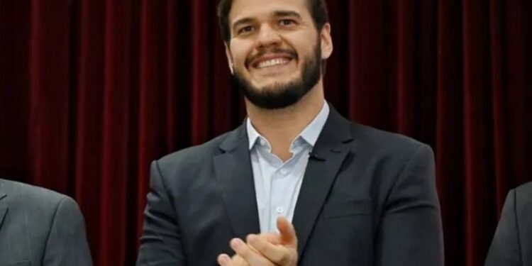 Em Portugal, Bruno destaca como único representante do NE a importância do intercâmbio de experiências em políticas públicas