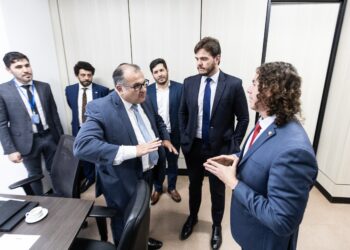 Bruno exalta importância da revitalização da linha férrea de CG em reunião com Veneziano no Ministério dos Transportes: “Mais que trilhos”