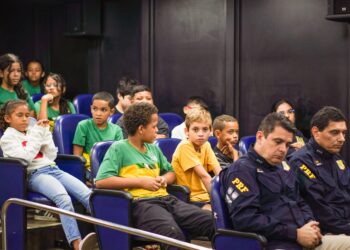 Cine PRF inicia programação para os estudantes da Rede Municipal de Educação em CG