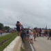 Em protesto, indígenas bloqueiam trecho da BR-101 na cidade de Mamanguape