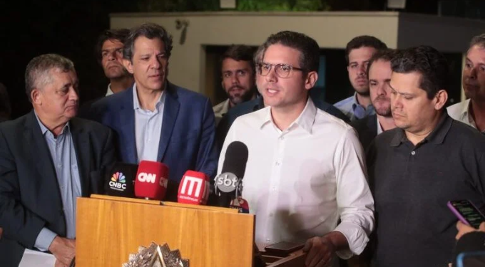 Hugo destaca como “histórica” reunião para substituir decreto sobre aumento do IOF