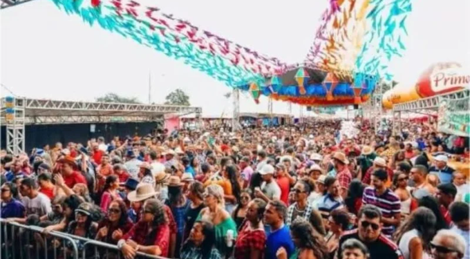 O Maior São João do Mundo: Folha de São Paulo repercute festa no distrito de Galante