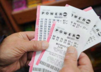 Empresa de loteria internacional Lottoland contesta versão de apostadora brasileira