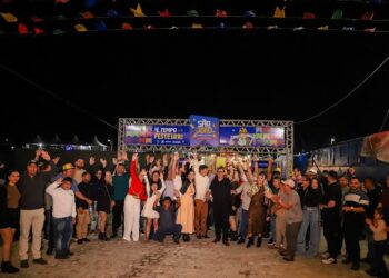 Maria Porto rouba a cena no São João de Cacimba de Dentro e mostra força popular