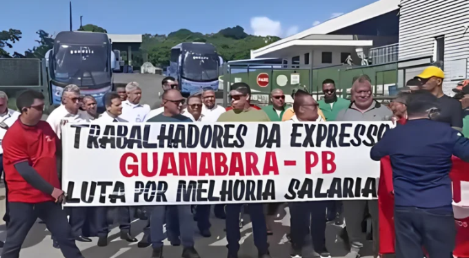 Protesto e tumulto marcam paralisação de ônibus da Guanabara na capital
