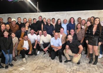 Em Picuí, Veneziano participa da Festa de São Pedro e prefeitos de quatro cidades reafirmam apoio à sua reeleição