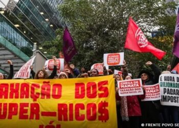 Movimentos sociais lançam plebiscito por justiça tributária e cobram taxação dos super-ricos