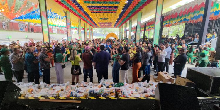 Prefeitura de Campina agradece agentes de limpeza que atuaram n’O Maior São João do Mundo 2025 e destaca que esta foi a edição mais limpa e sustentável da história