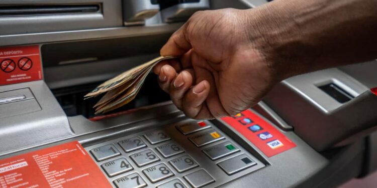 PMCG paga salários nesta quarta-feira