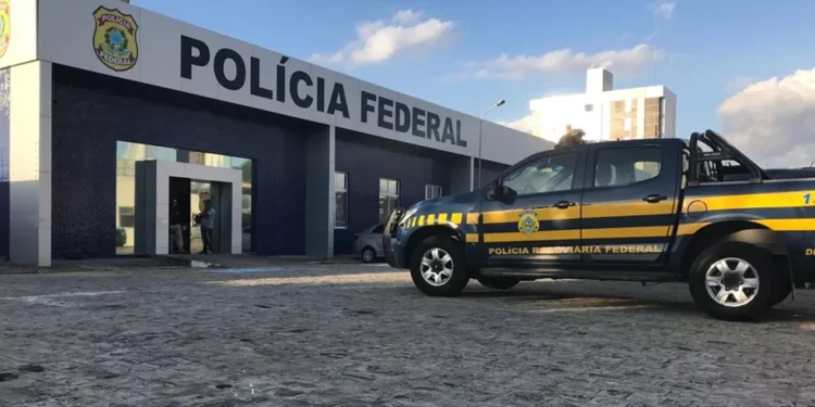 PF prende homem com mil reais em cédulas falsas em Campina Grande