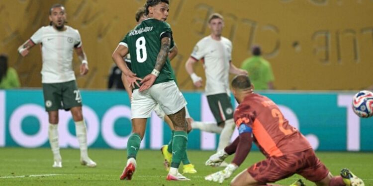 Gol contra castiga time do Palmeiras perde para o Chelsea e é eliminado do Mundial