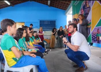 Prefeito Bruno ao lado do Secretário Asfora celebram conquista histórica de alunos de Campina: “Estamos colhendo os frutos do que plantamos desde 2021”